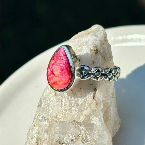 Kingsman Turquoise Pink & Orange Dahlia Ring - Picture 10 of 14